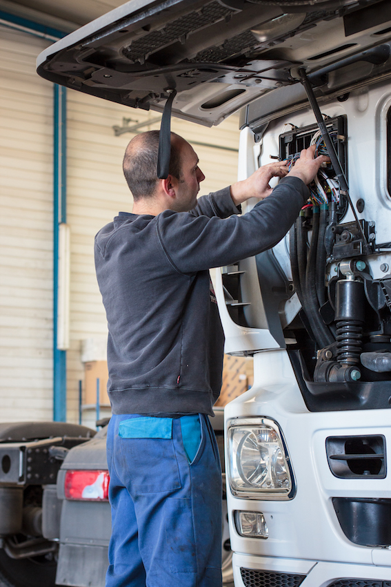 camion réparation assemblage