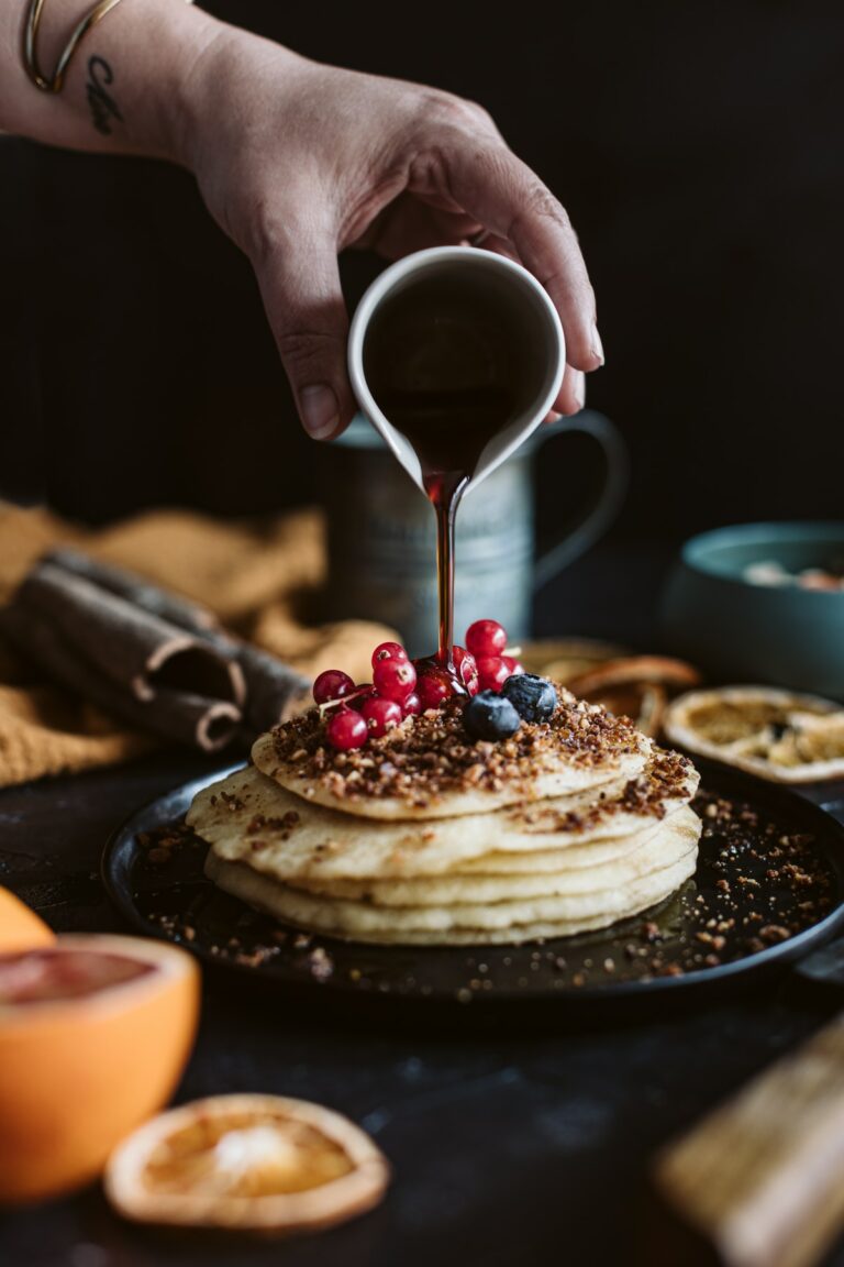 photographe culinaire coulis crepes fruits rouges